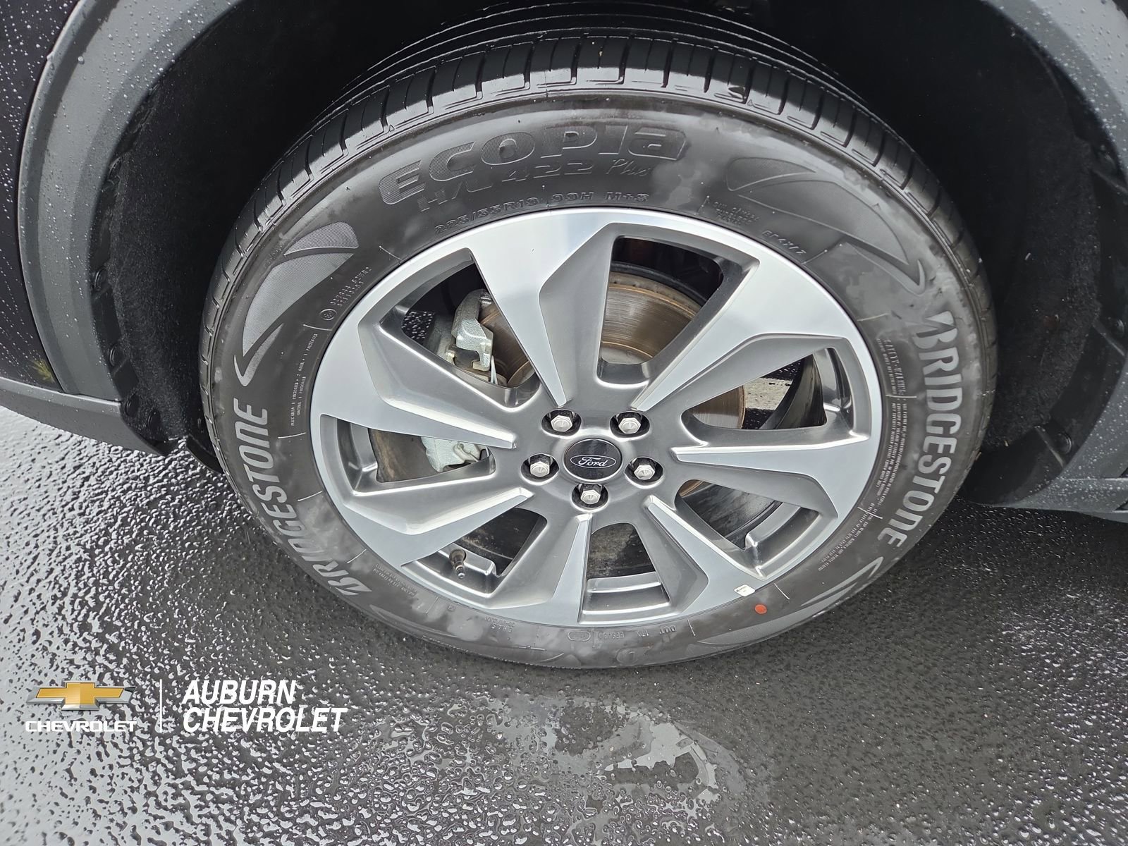 Used 2025 Ford Escape Platinum image 9