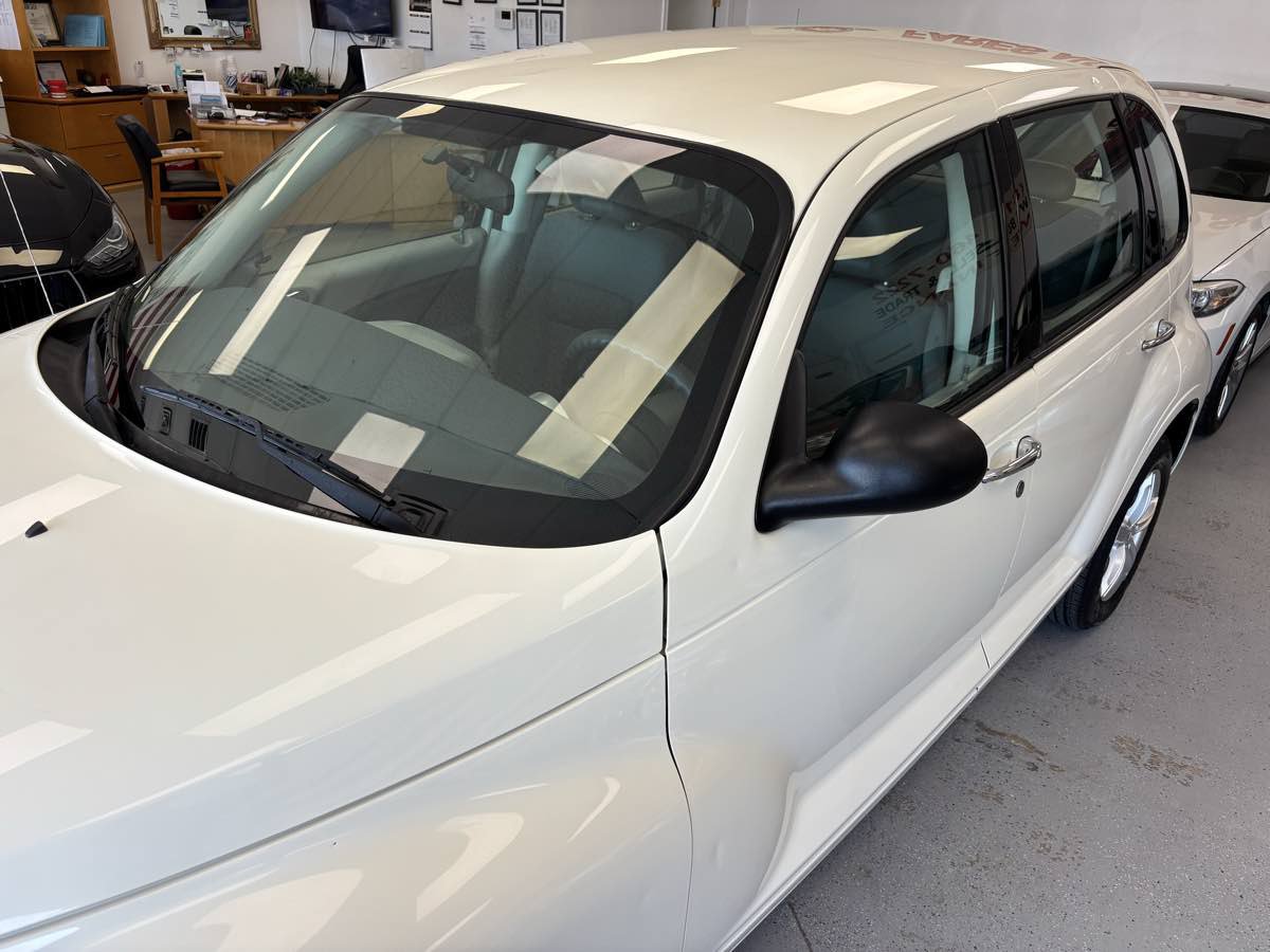 Used 2008 Chrysler PT Cruiser FWD image 4