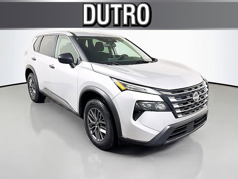 Used 2024 Nissan Rogue S image 1