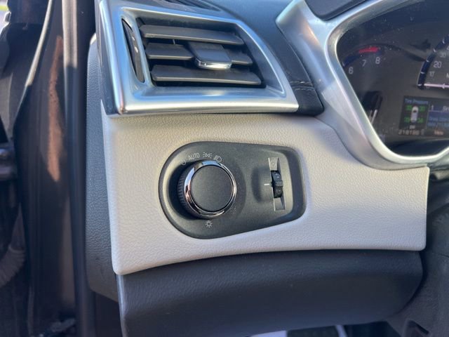 Used 2015 Cadillac SRX Luxury w/ Driver Awareness Package image 24