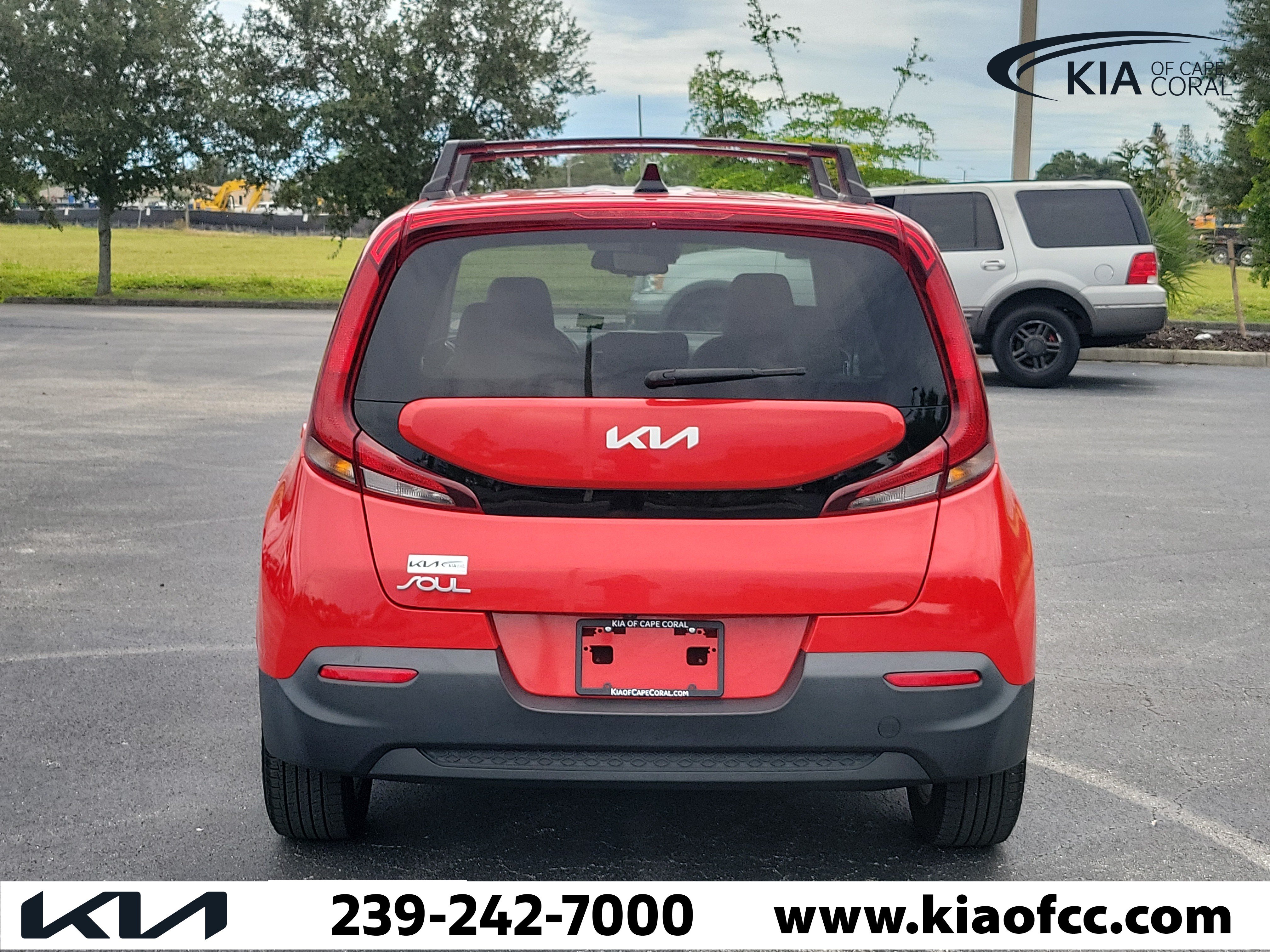 Used 2022 Kia Soul S FWD image 5