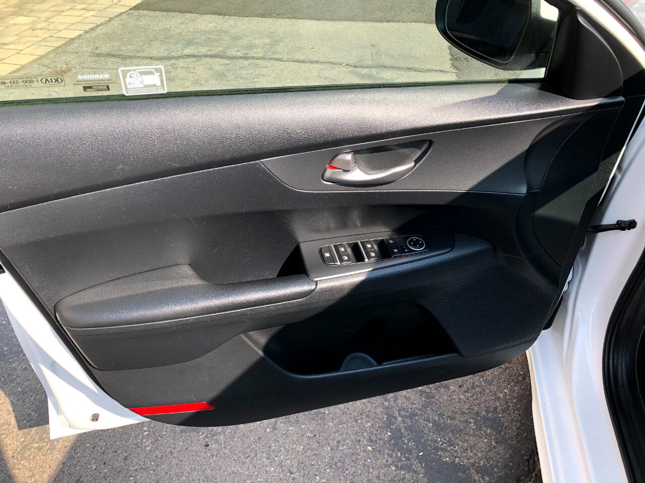 Used 2020 Kia Forte LXS image 9