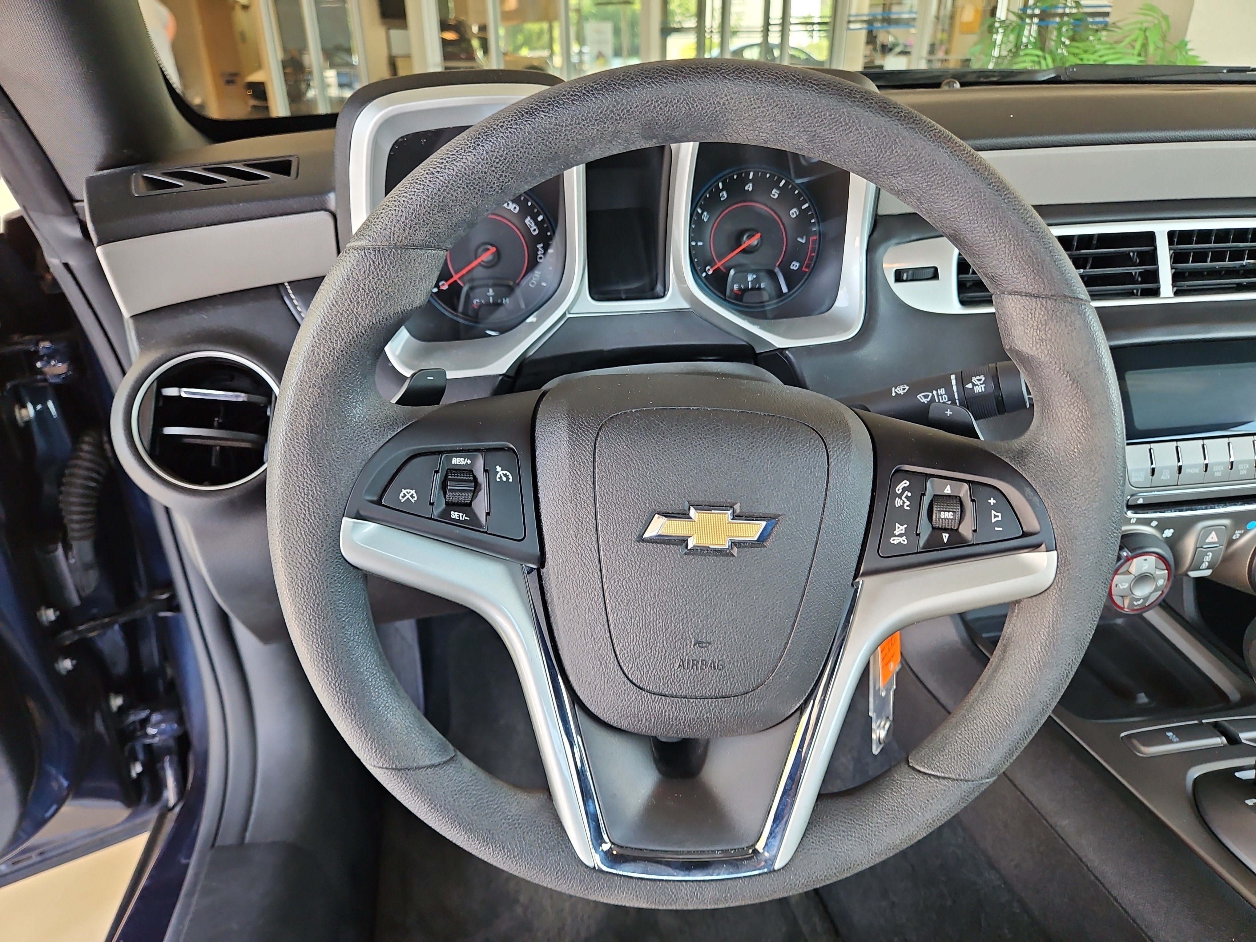Used 2015 Chevrolet Camaro LS RWD image 12