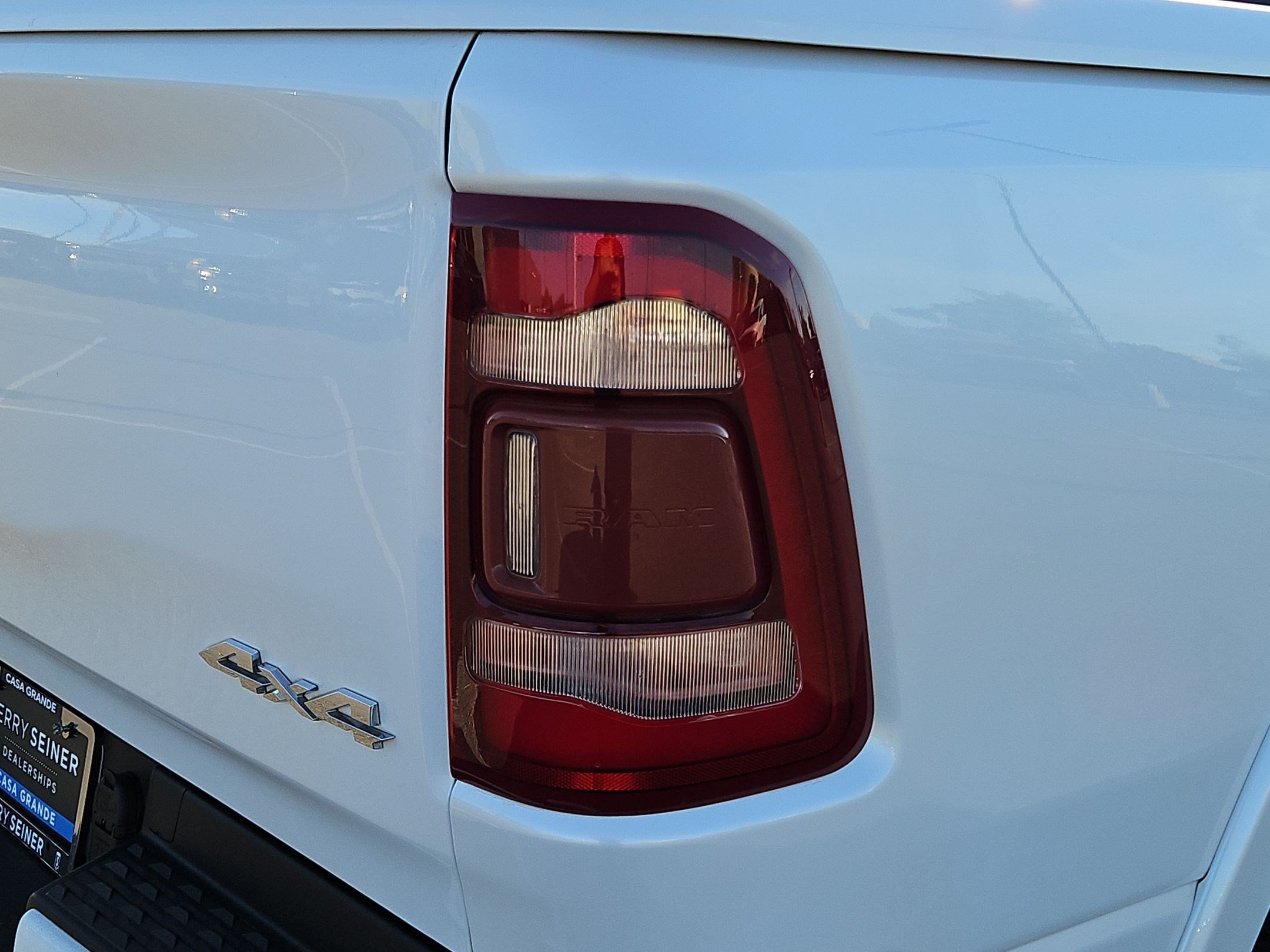 Used 2020 RAM 1500 Limited AWD/4WD image 11