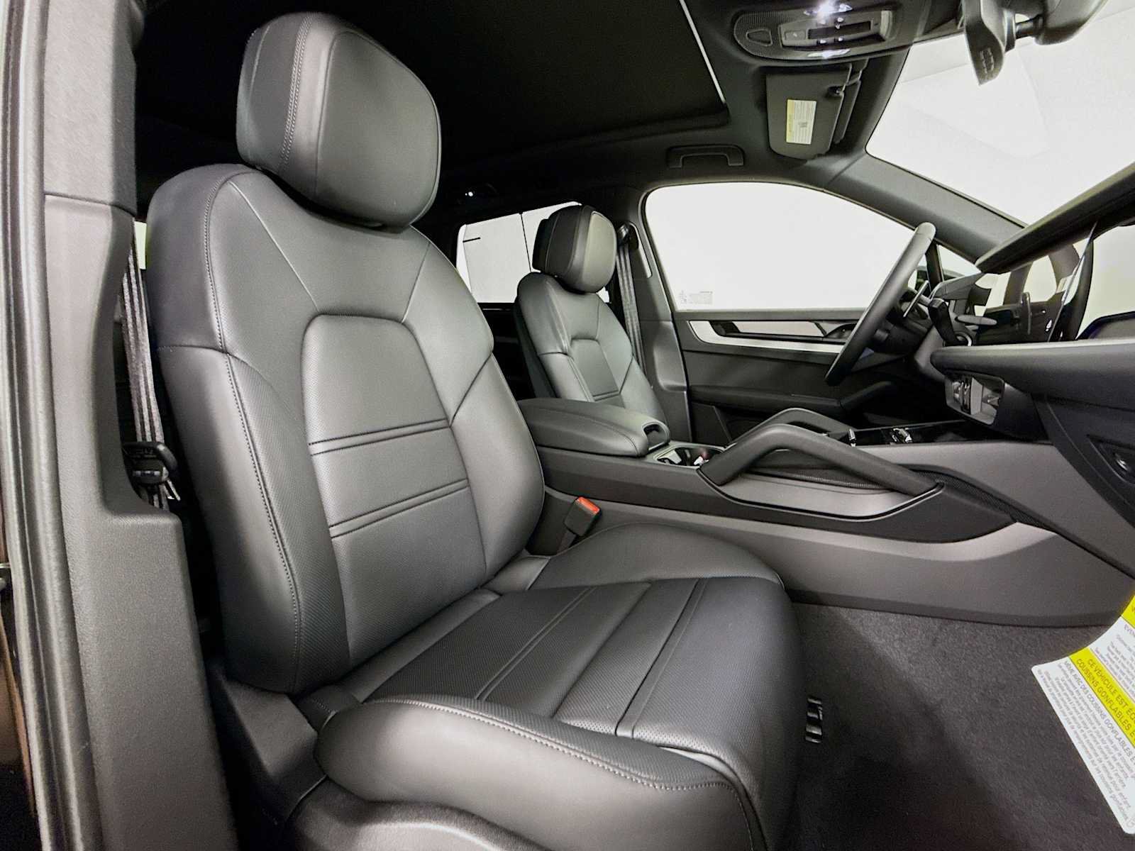 New 2026 Porsche Cayenne E-Hybrid AWD/4WD image 30