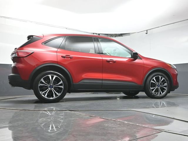 Used 2022 Ford Escape SE w/ SE Sport Appearance Package FWD image 37