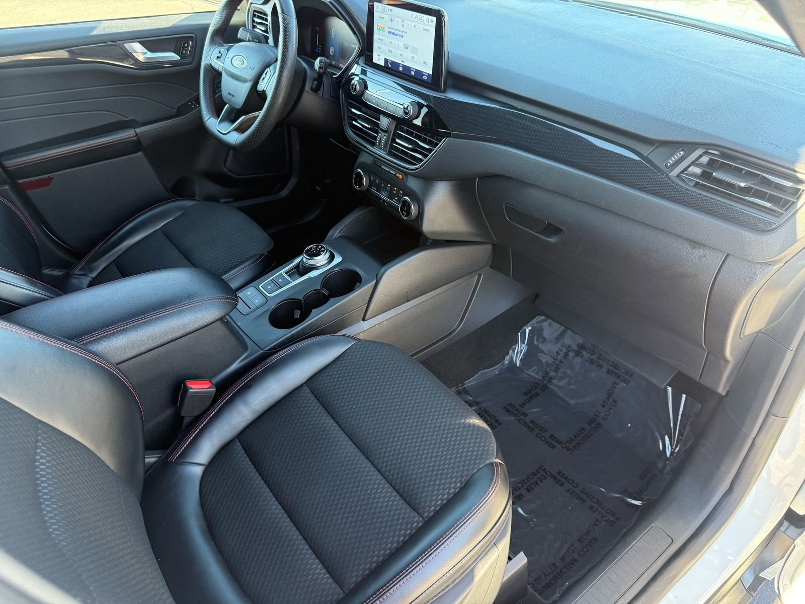 Used 2023 Ford Escape ST-Line image 32