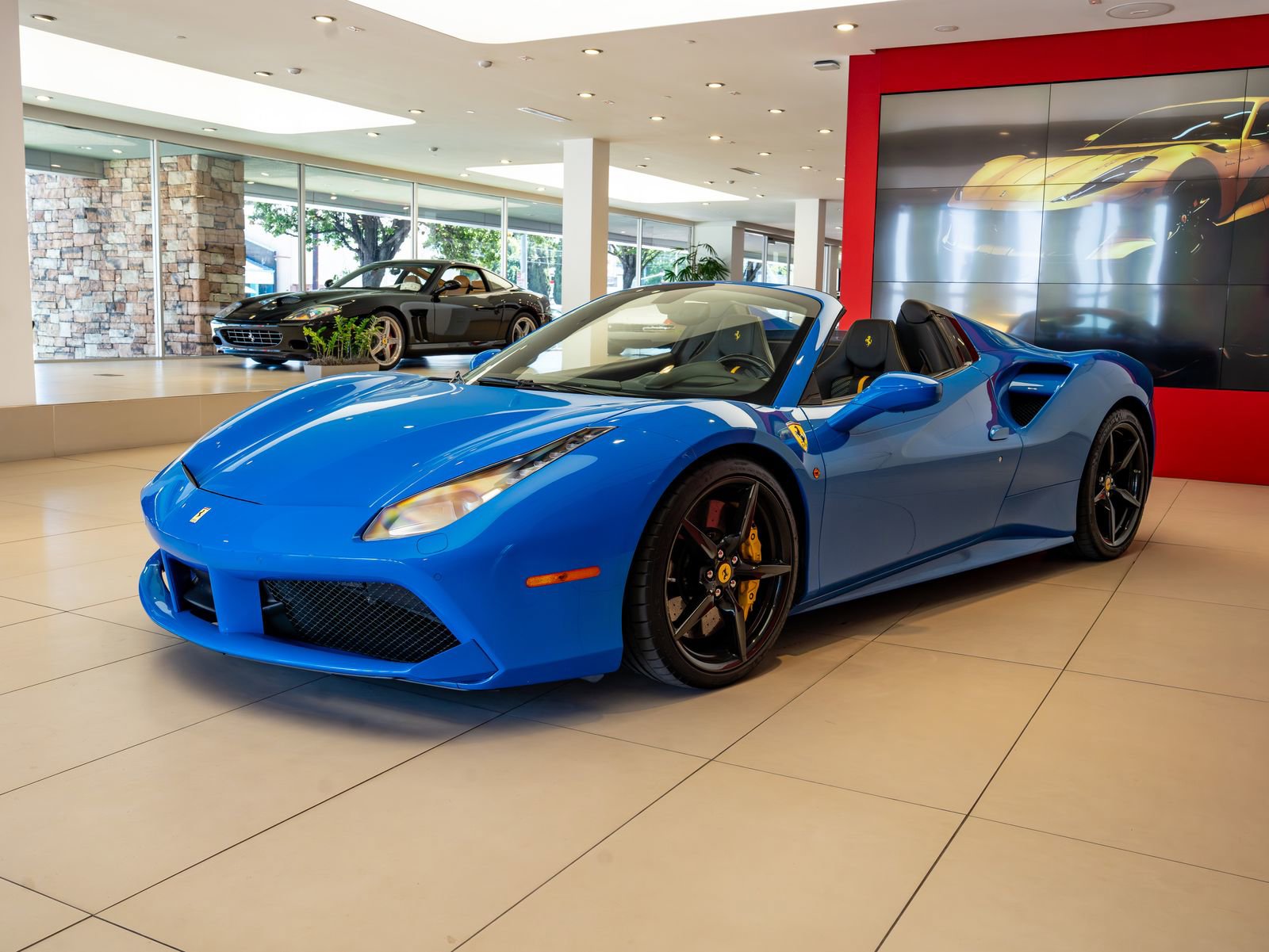Used 2017 Ferrari 488 Spider RWD image 4