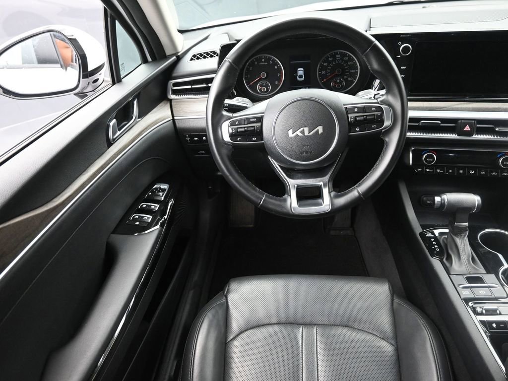 Used 2022 Kia K5 EX image 11