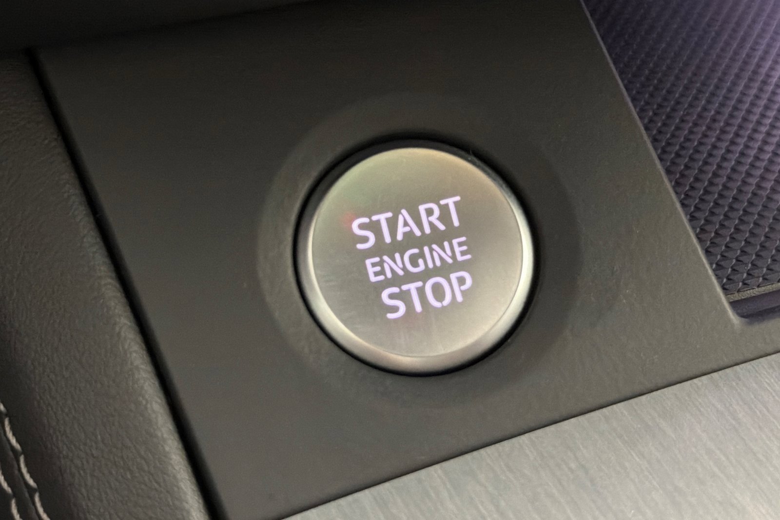 Used 2025 Audi Q5 e Premium Plus w/ Premium Plus Package image 22