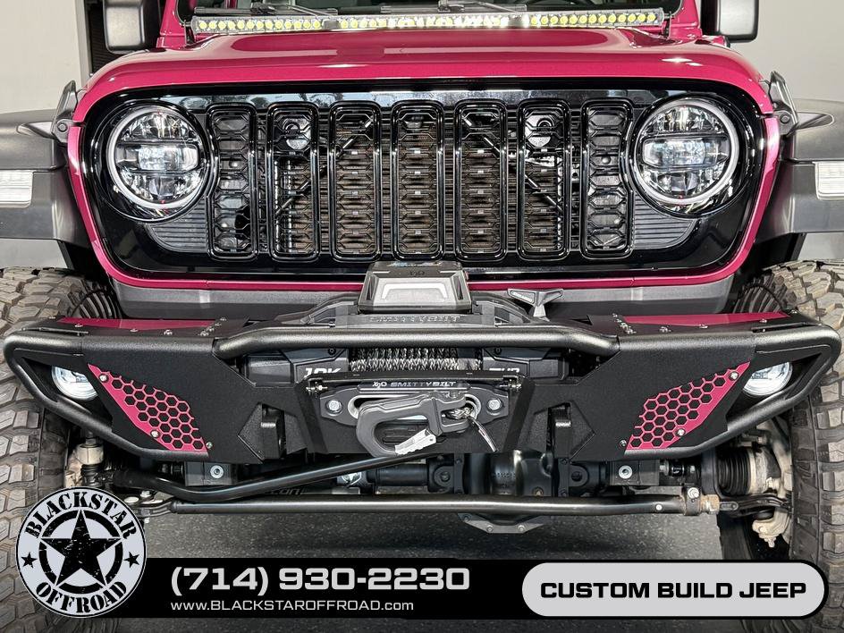 Used 2024 Jeep Wrangler Unlimited AWD/4WD image 4
