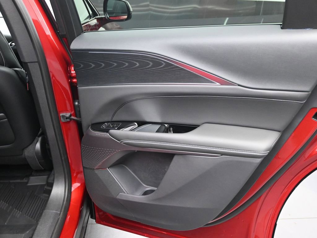 New 2026 Cadillac Lyriq Luxury image 22