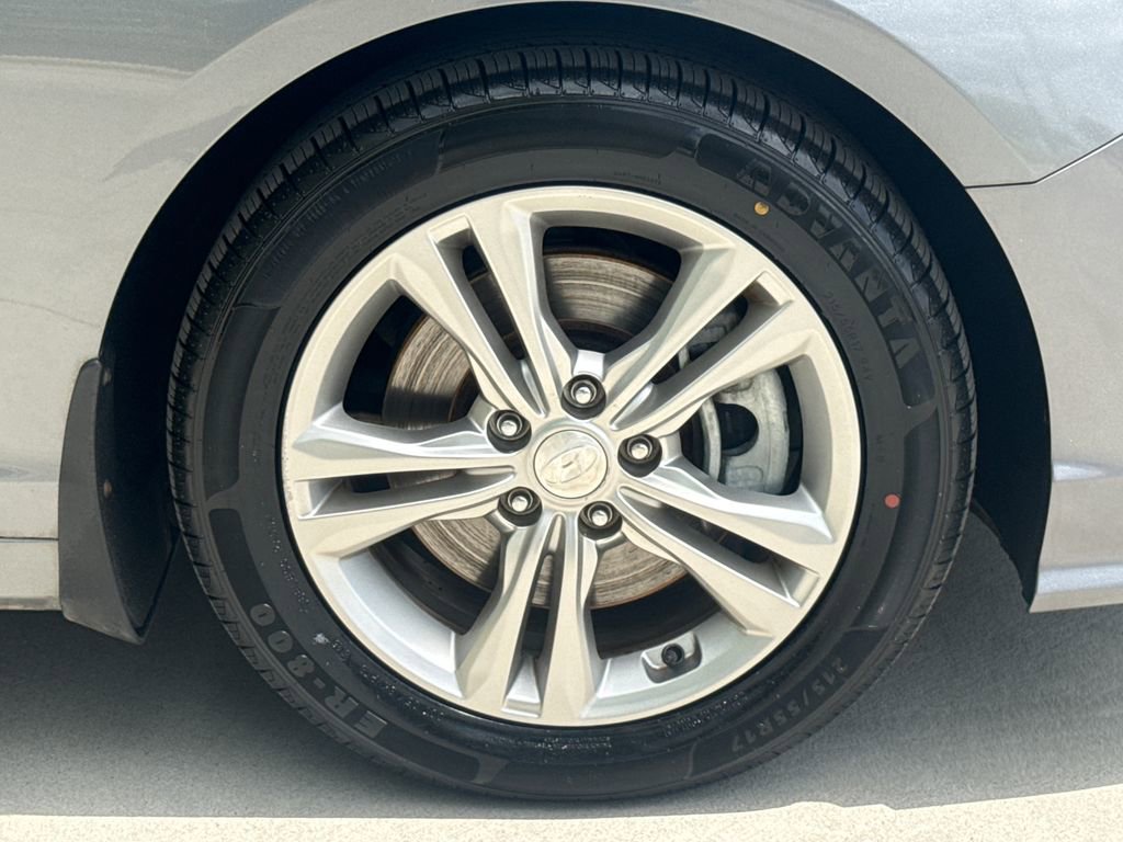 Used 2018 Hyundai Sonata SEL w/ Tech Package 02 FWD image 10