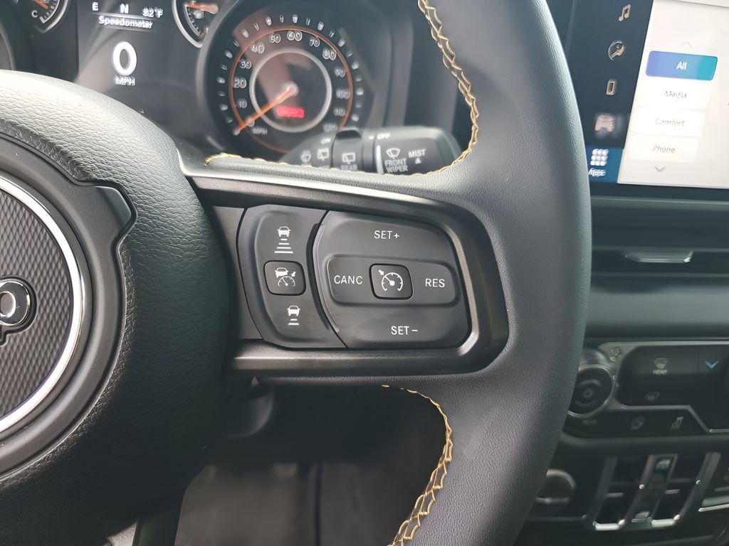 Used 2024 Jeep Wrangler Sport S image 33