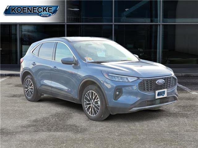 Used 2025 Ford Escape PHEV Front-Wheel Drive image 7
