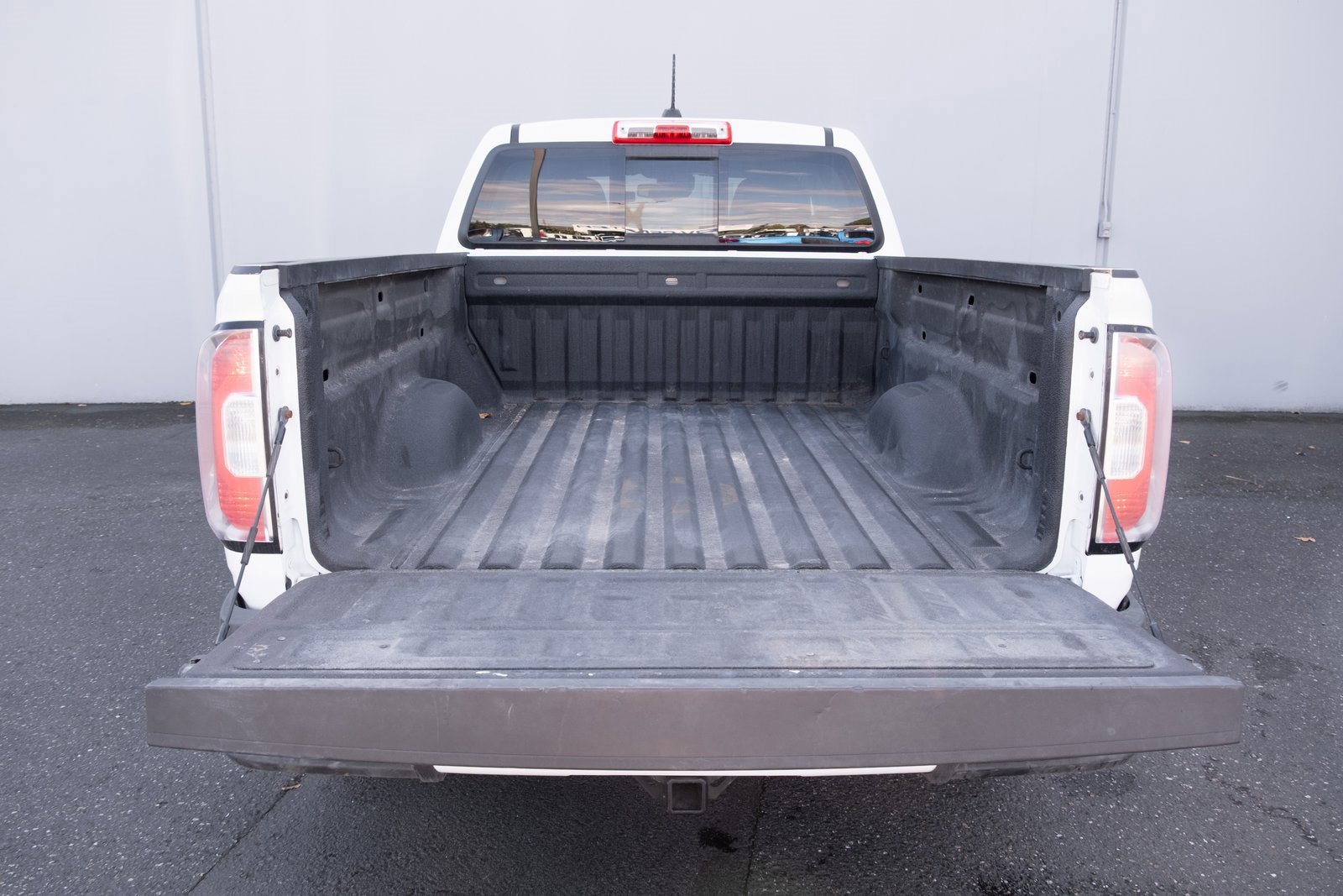 Used 2021 GMC Canyon AT4 image 24