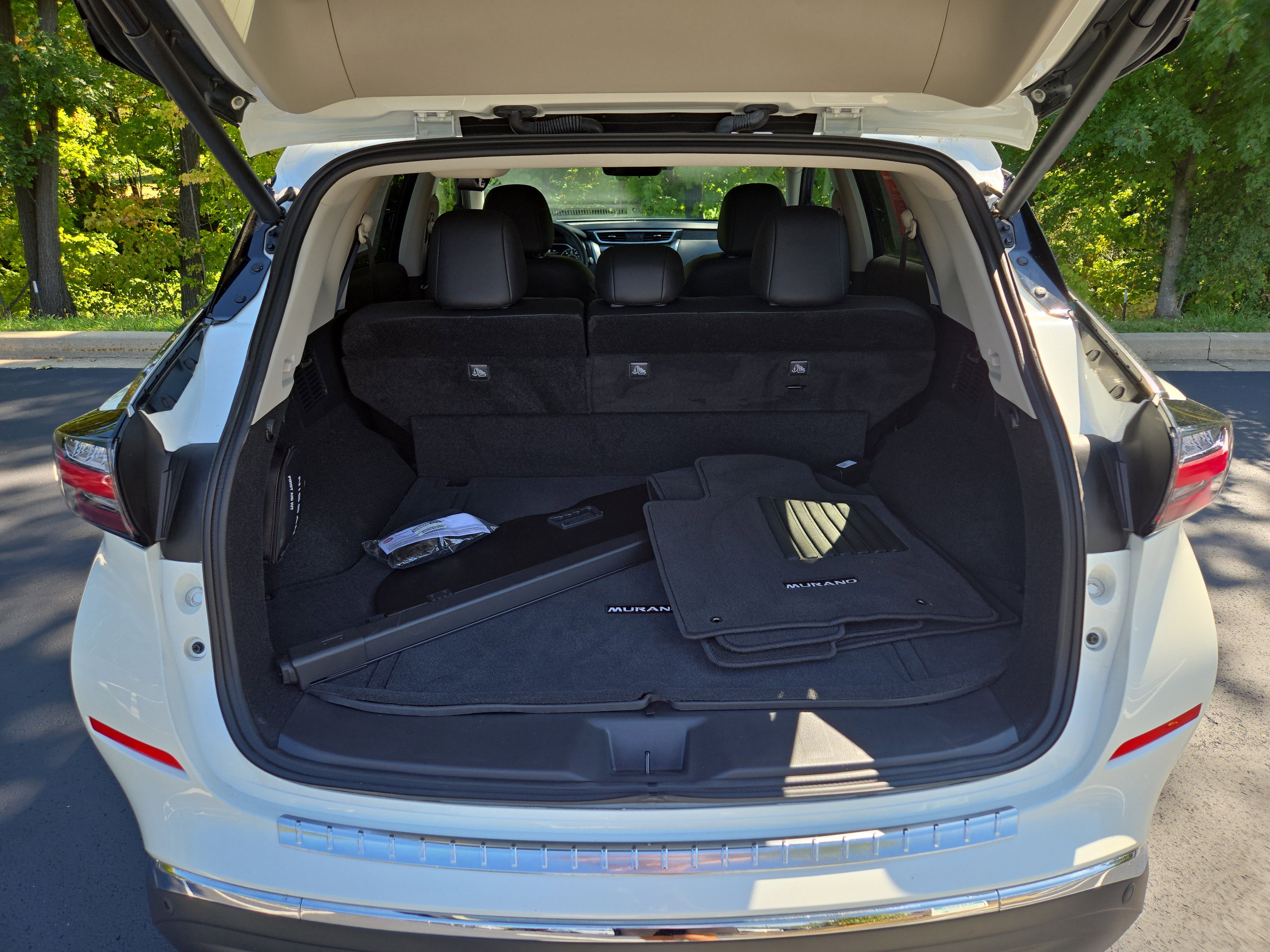 Certified 2024 Nissan Murano Platinum w/ Cargo Package image 10