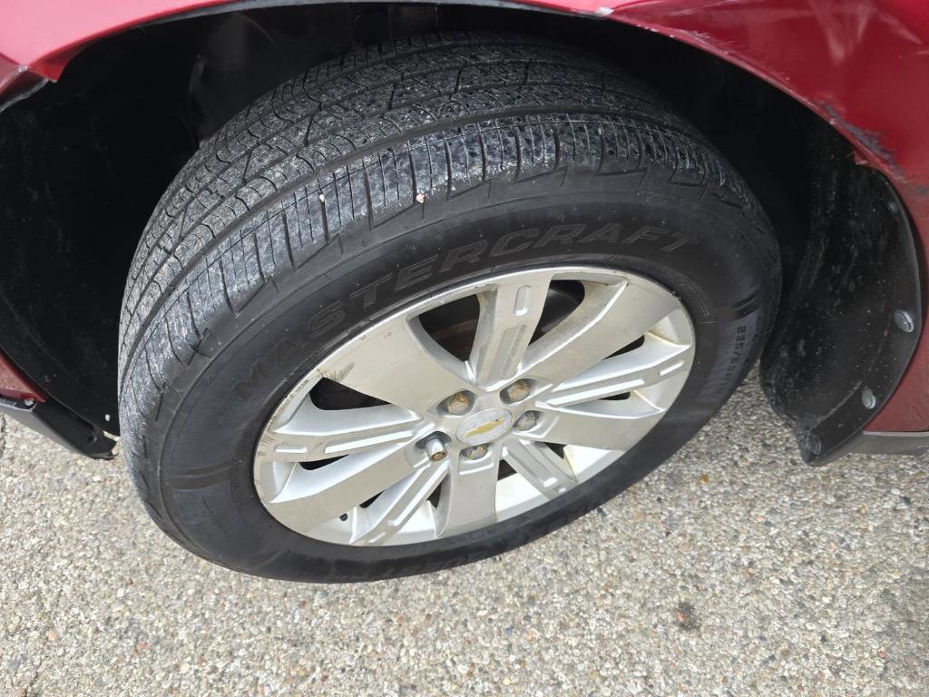 Used 2011 Chevrolet Equinox LT image 10