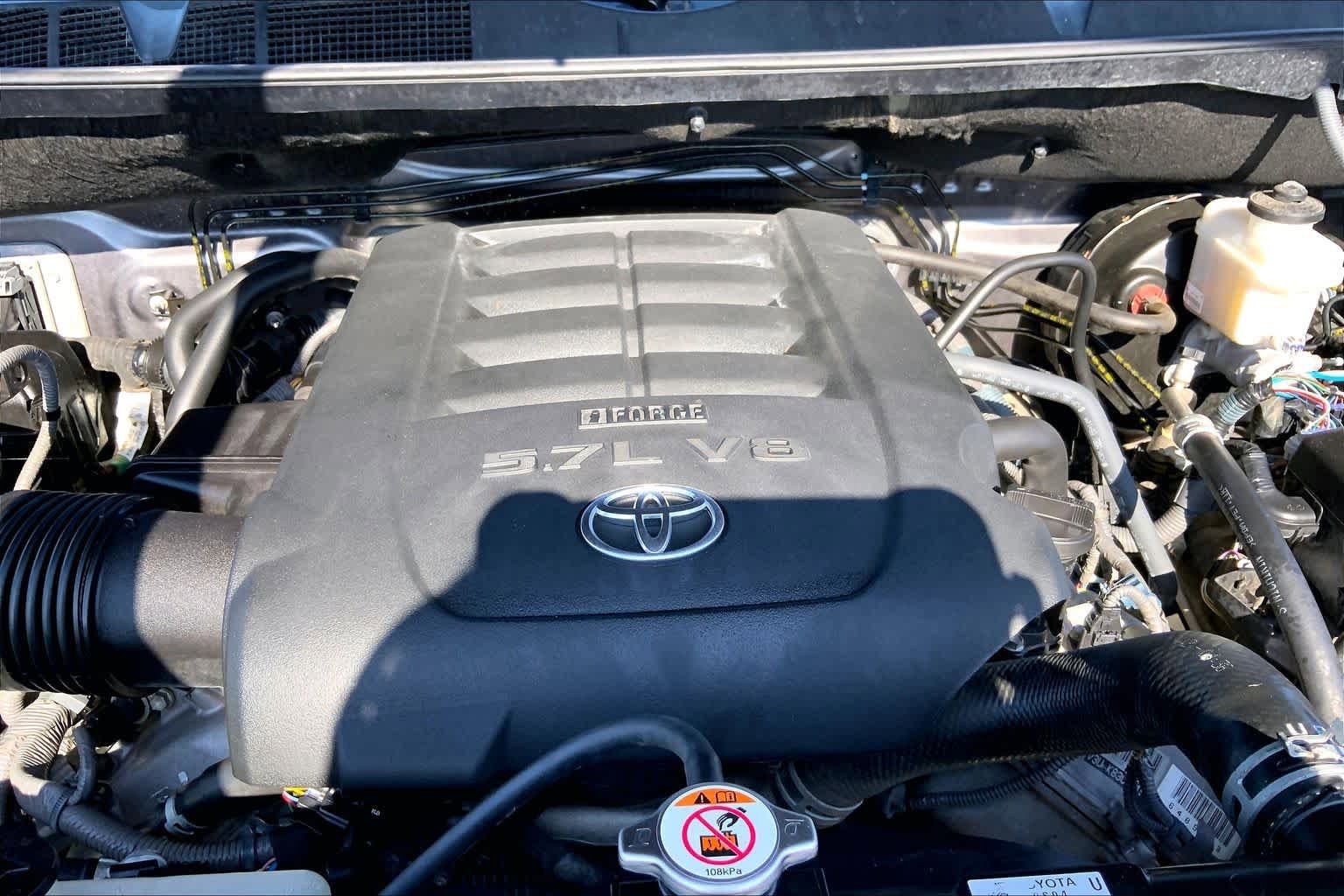 Used 2019 Toyota Tundra SR5 AWD/4WD image 30