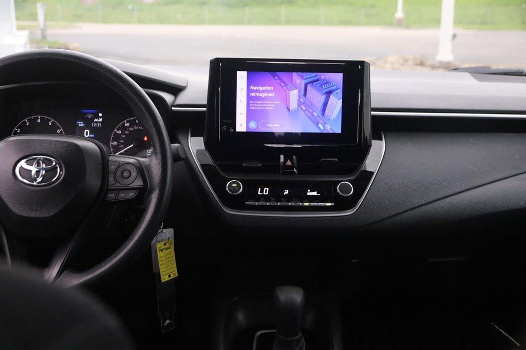 Certified 2025 Toyota Corolla LE FWD image 20