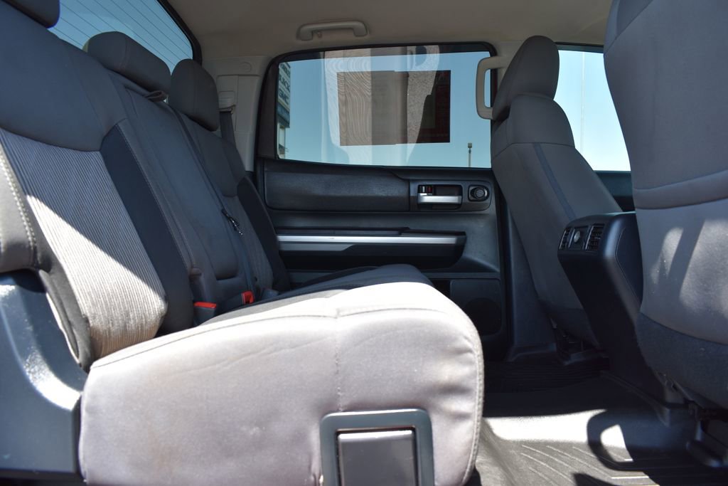 Used 2017 Toyota Tundra SR5 w/ SR5 Upgrade Package RWD image 14