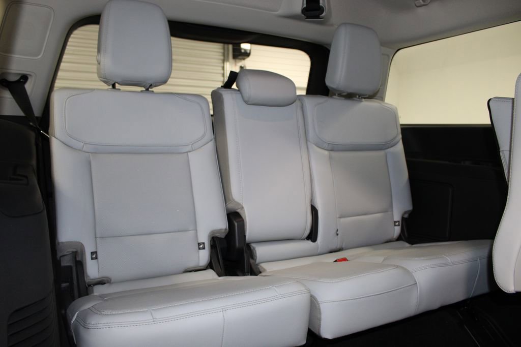 New 2026 Ford Expedition Platinum image 35