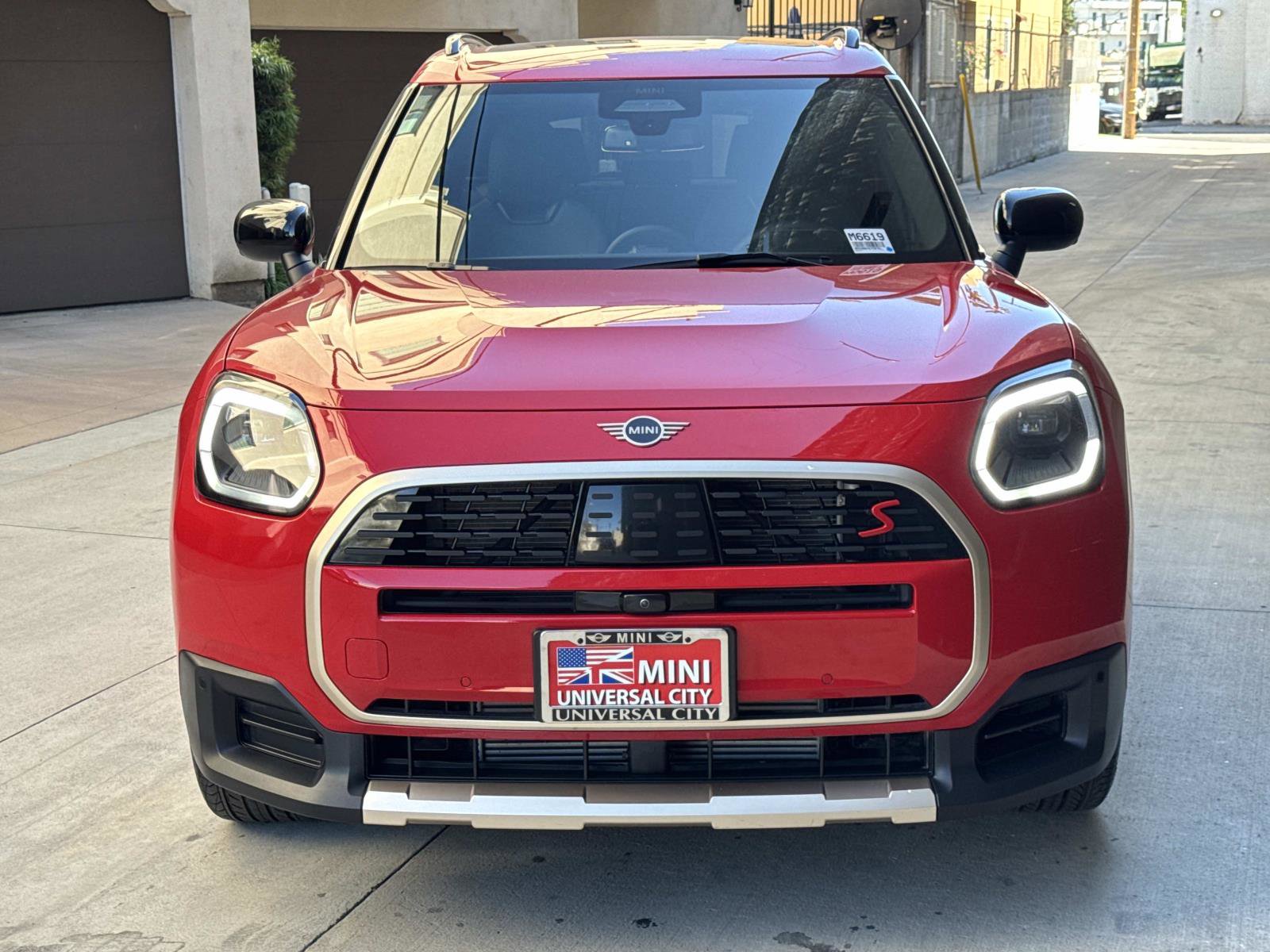 Used 2025 MINI Cooper Countryman S w/ Comfort Package Max image 2