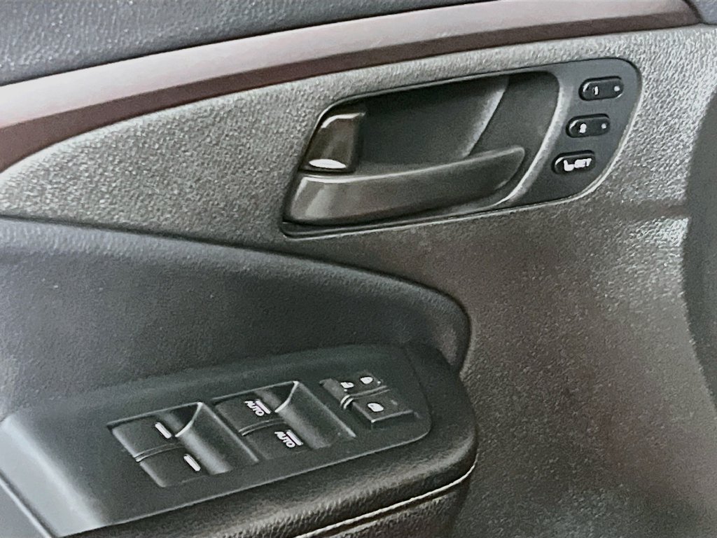 Used 2022 Honda Passport EX-L image 14