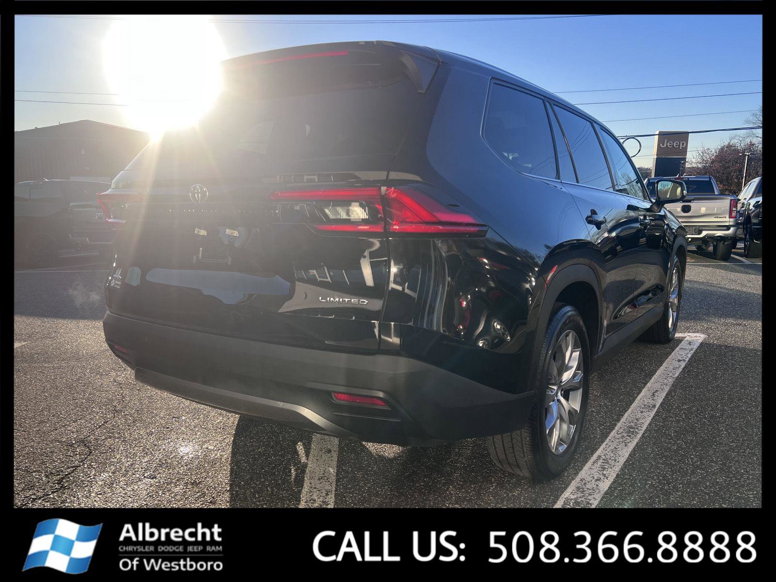 Used 2024 Toyota Grand Highlander Limited image 5