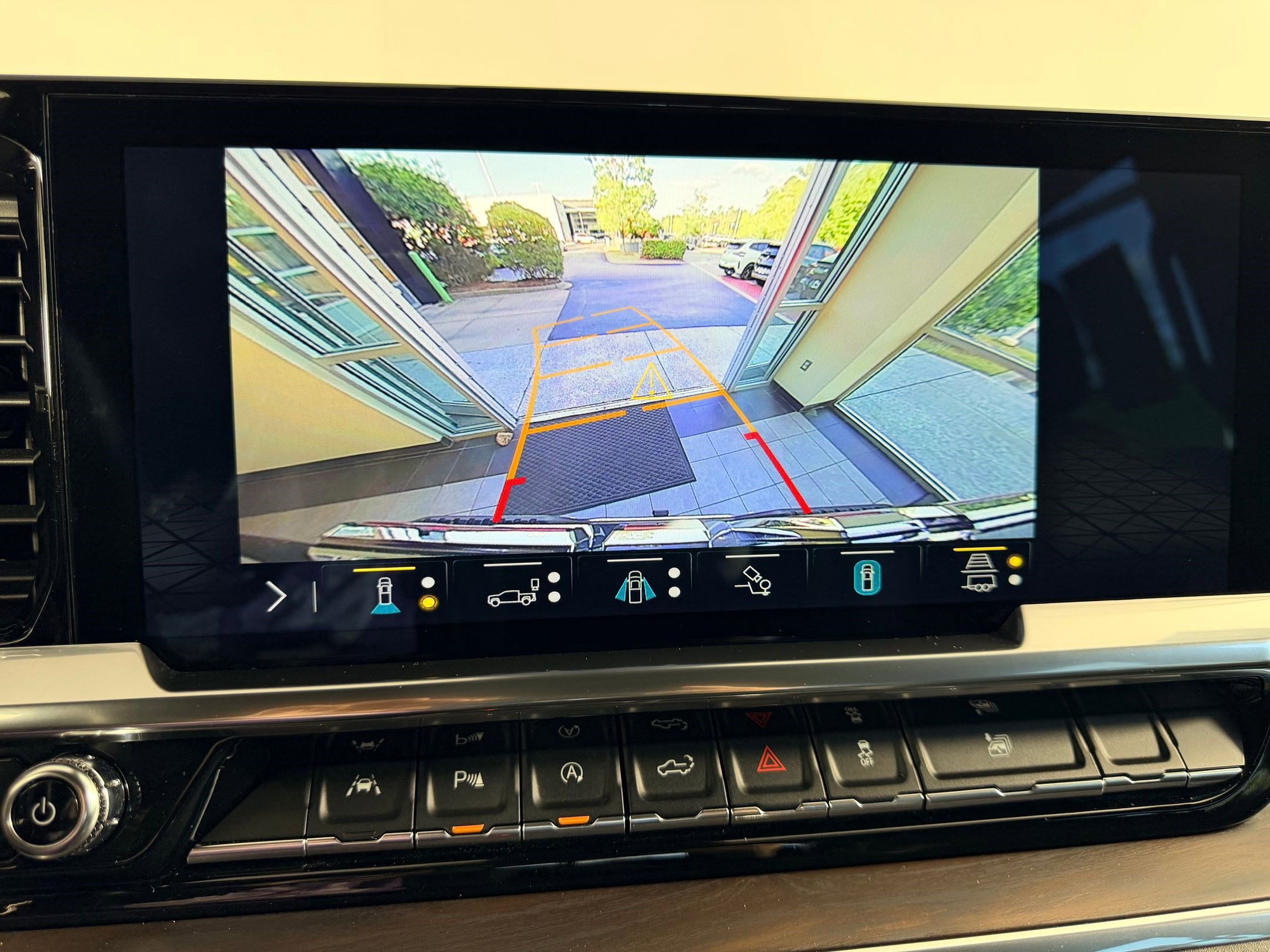 Used 2023 GMC Sierra 1500 SLT w/ SLT Premium Plus Package AWD/4WD image 28