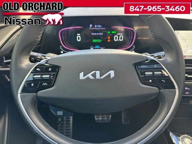 Used 2023 Kia Niro EX Touring FWD image 21