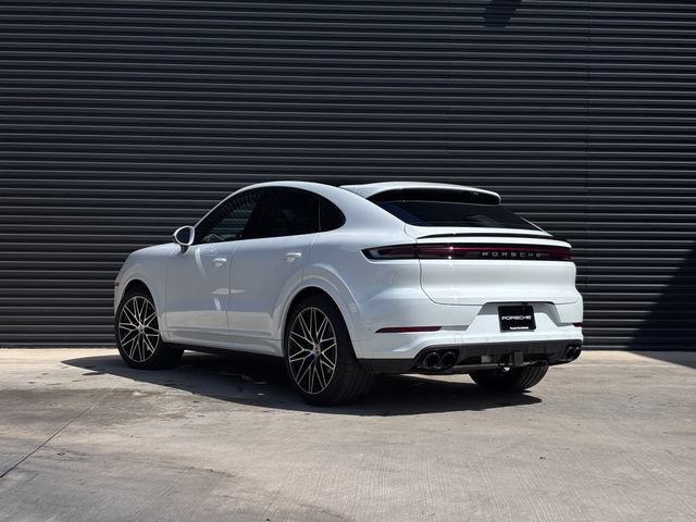 Certified 2026 Porsche Cayenne S AWD/4WD image 3