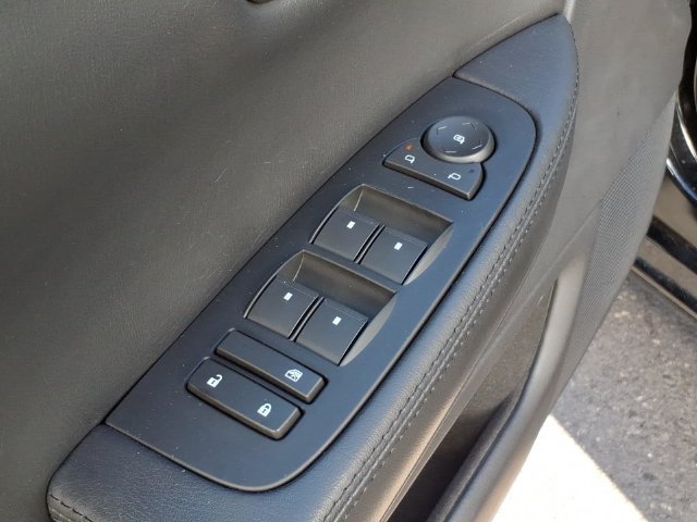 Used 2010 Cadillac DTS FWD image 15