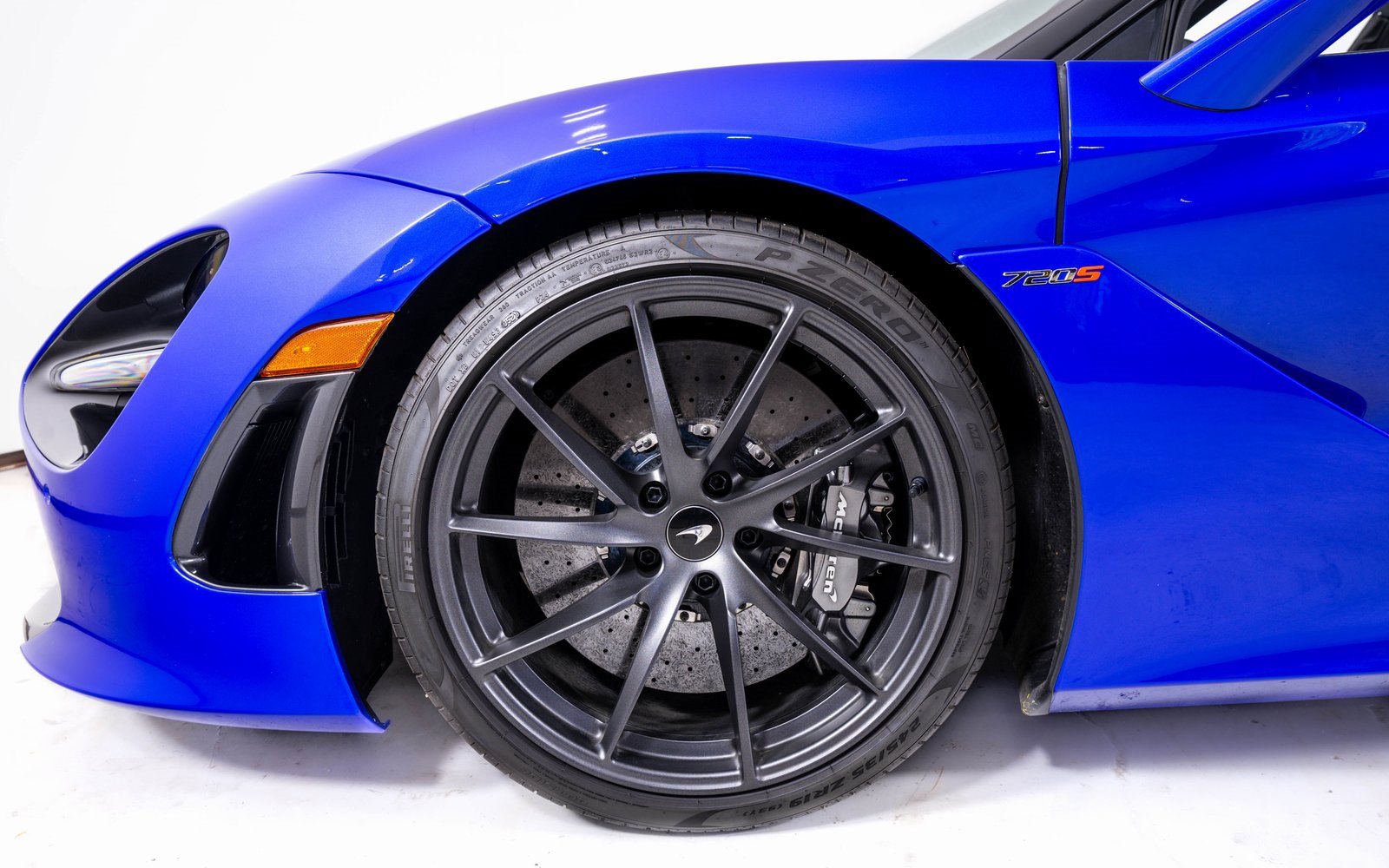 Used 2021 McLaren 720S Performance image 15