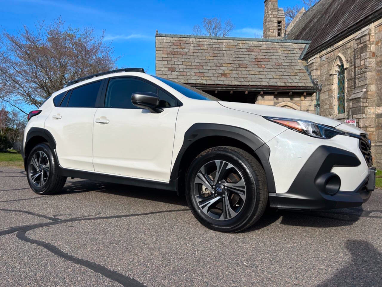 Used 2024 Subaru Crosstrek 2.0i Premium AWD/4WD image 2