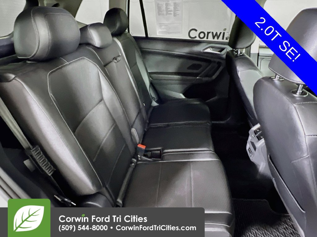 Used 2018 Volkswagen Tiguan SE w/ 3rd Row Seat Package AWD/4WD image 15