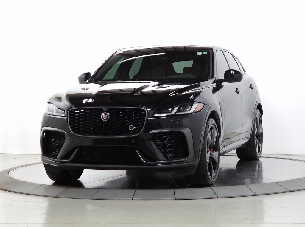 Used 2022 Jaguar F-PACE SVR image 3