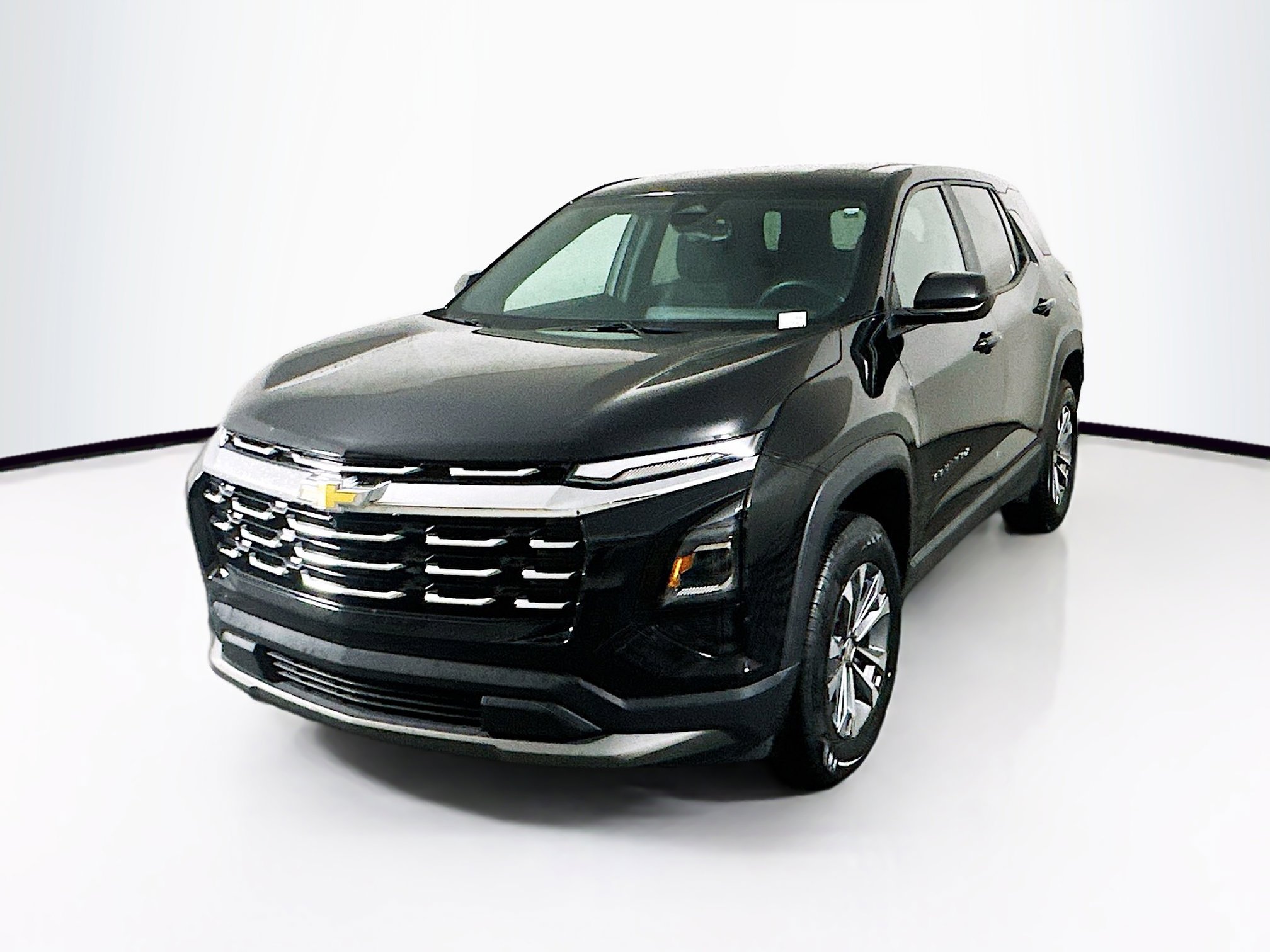 Used 2025 Chevrolet Equinox LT FWD image 3