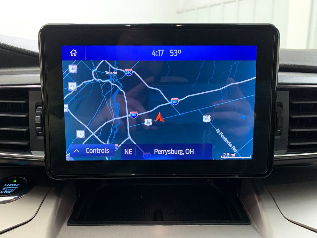 Used 2021 Ford Explorer XLT w/ Equipment Group 202A image 7