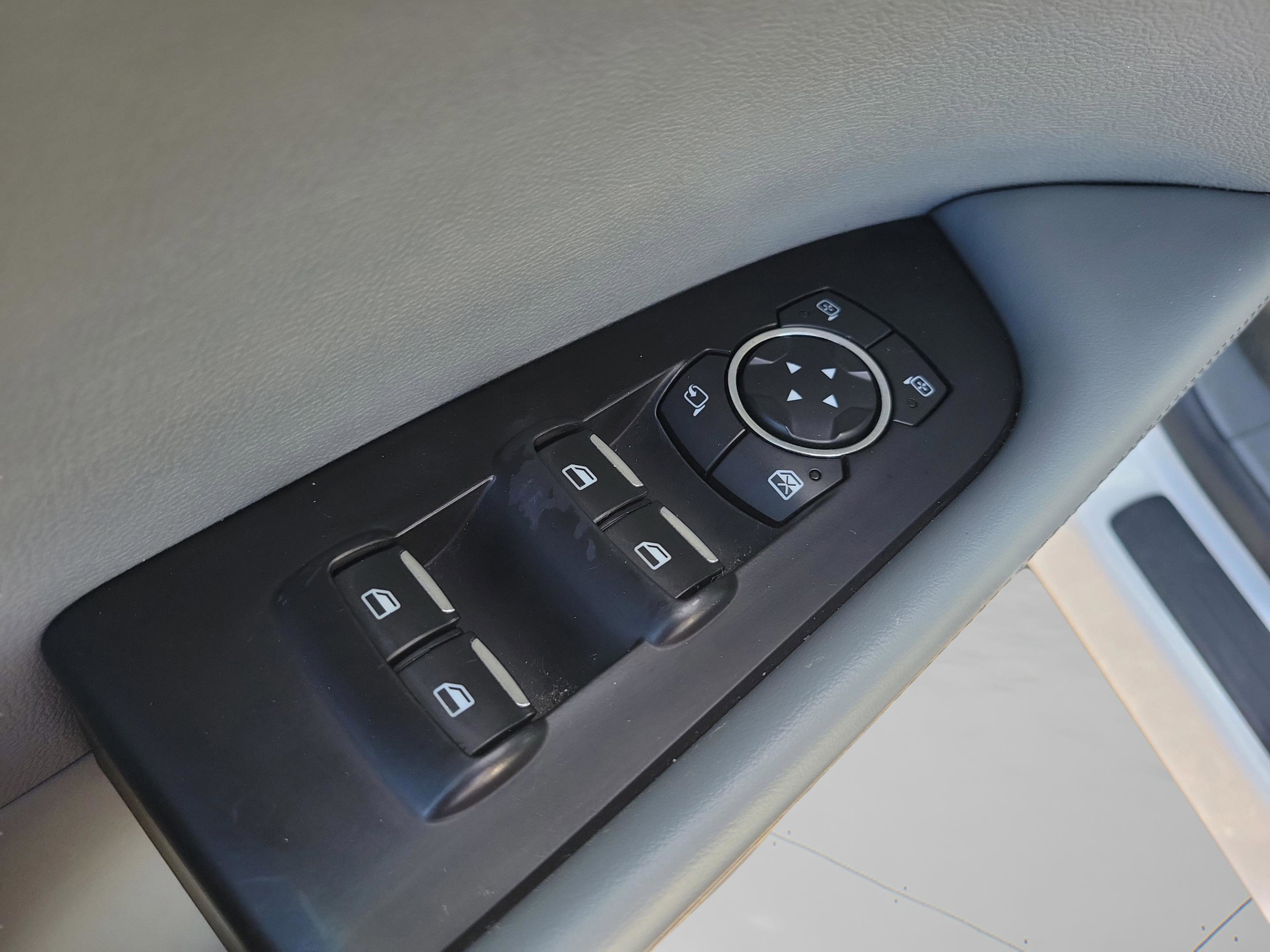 Used 2019 Lincoln Nautilus Reserve w/ Driver Assistance Package image 37