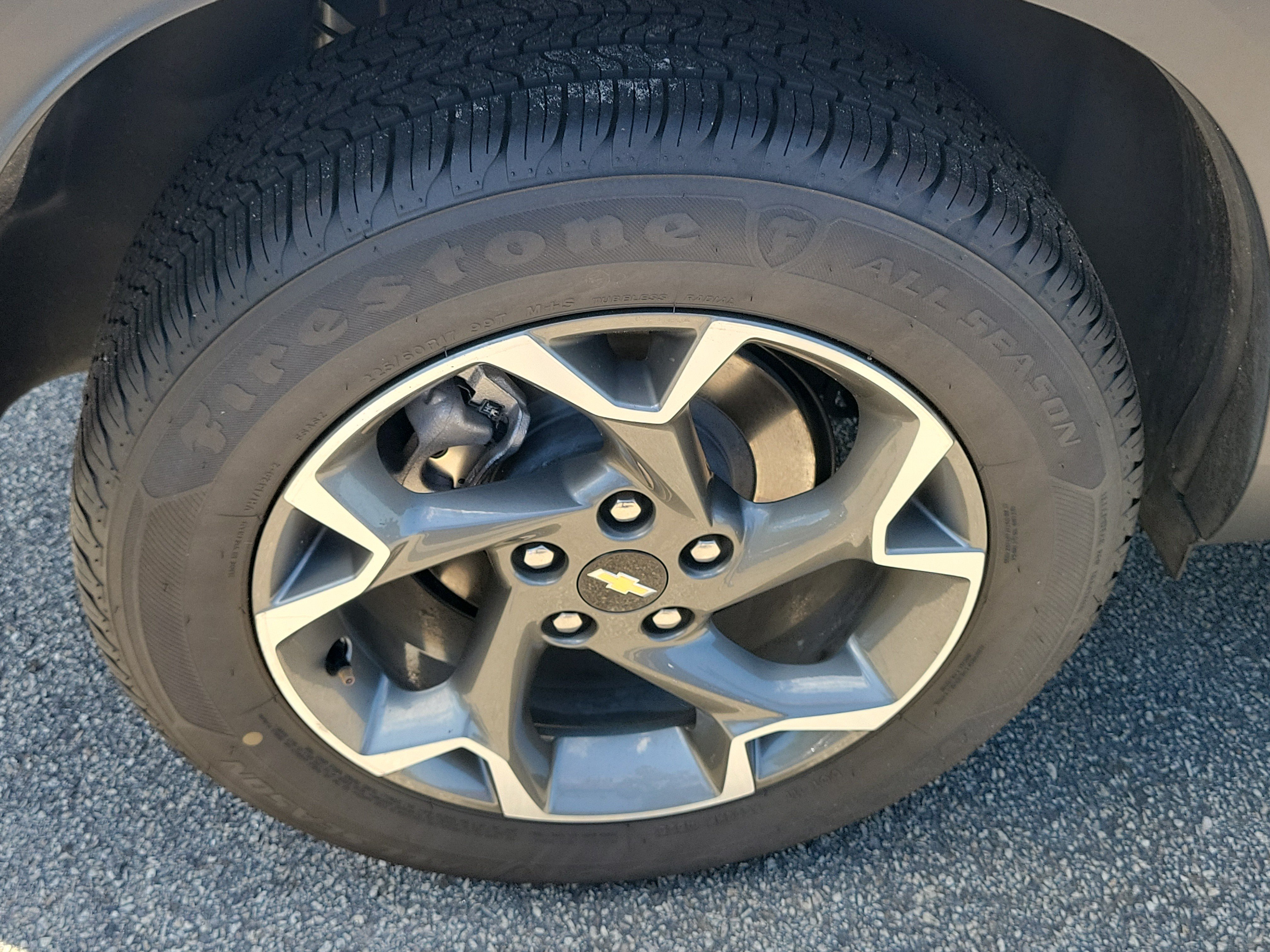 Used 2025 Chevrolet Trax LT FWD image 7