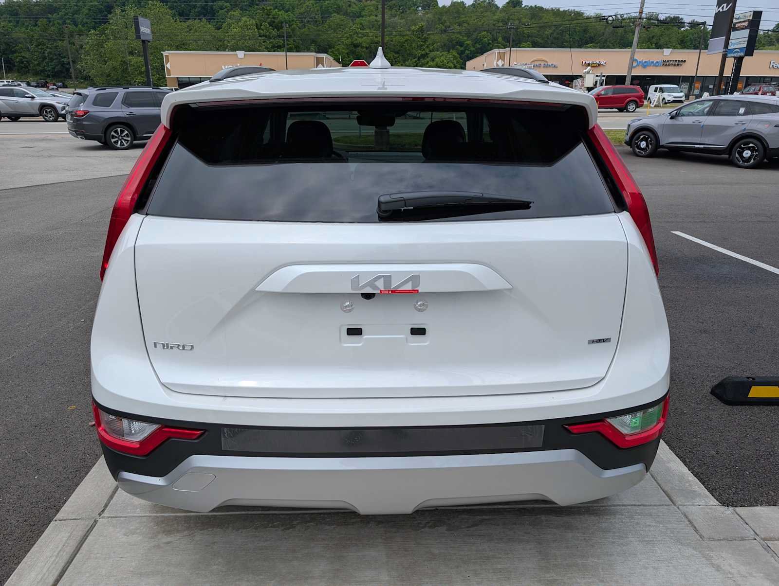 New 2026 Kia Niro LX FWD image 7