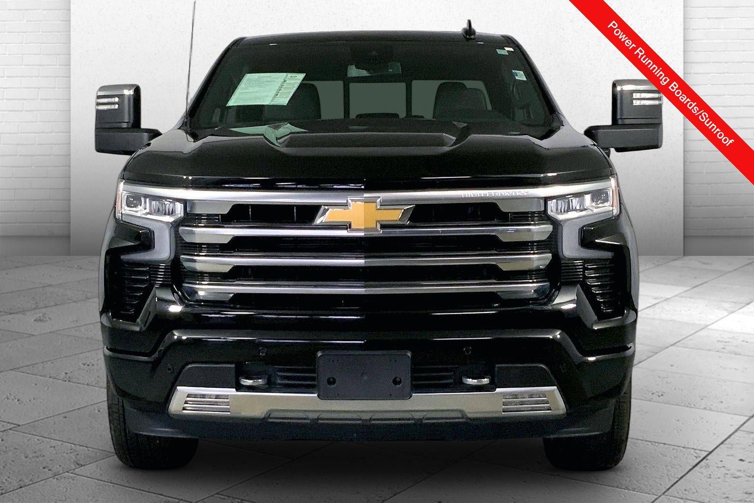 Used 2025 Chevrolet Silverado 1500 High Country w/ High Country Premium Package AWD/4WD image 2