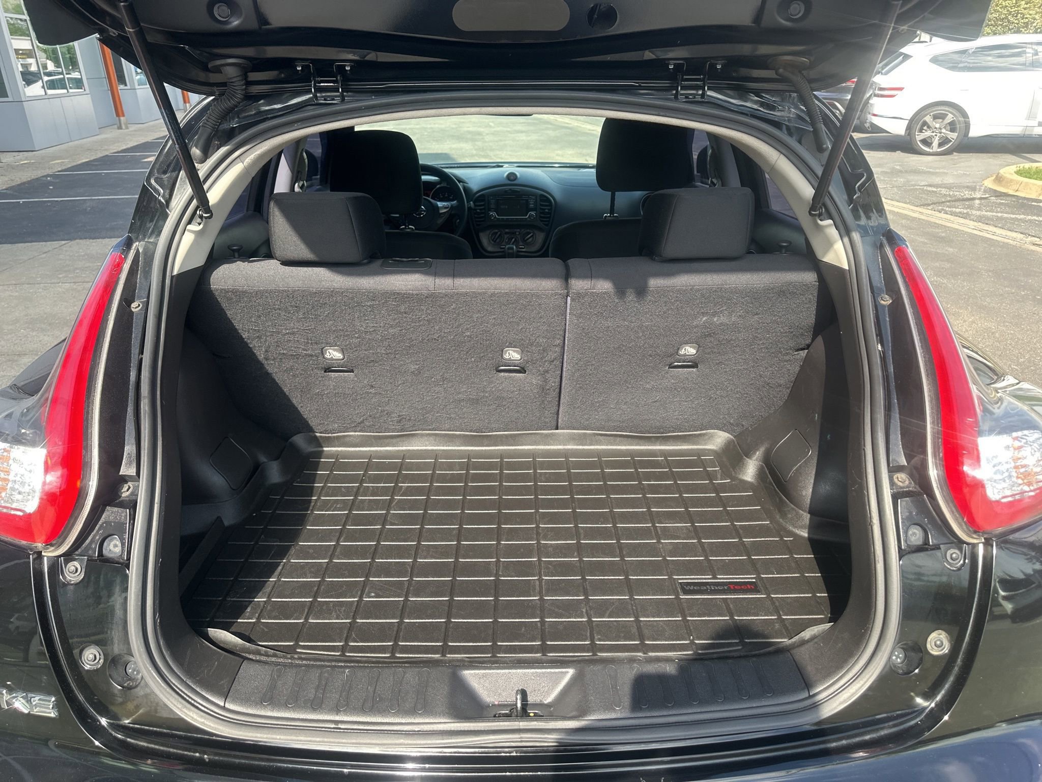 Used 2015 Nissan Juke S image 14