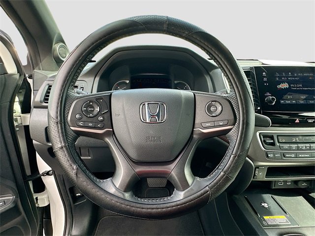 Used 2024 Honda Passport EX-L image 11