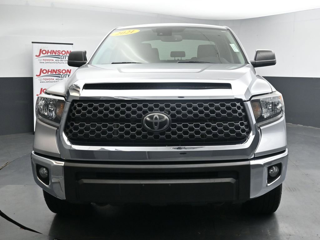 Used 2021 Toyota Tundra SR5 w/ SR5 Upgrade Package AWD/4WD image 3