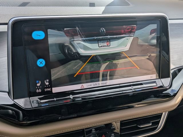 New 2026 Volkswagen Atlas Cross Sport SE image 22