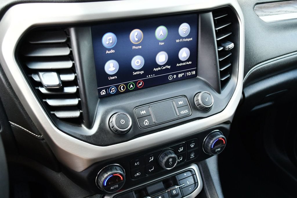 Used 2021 GMC Acadia Denali w/ Denali Technology Package FWD image 13