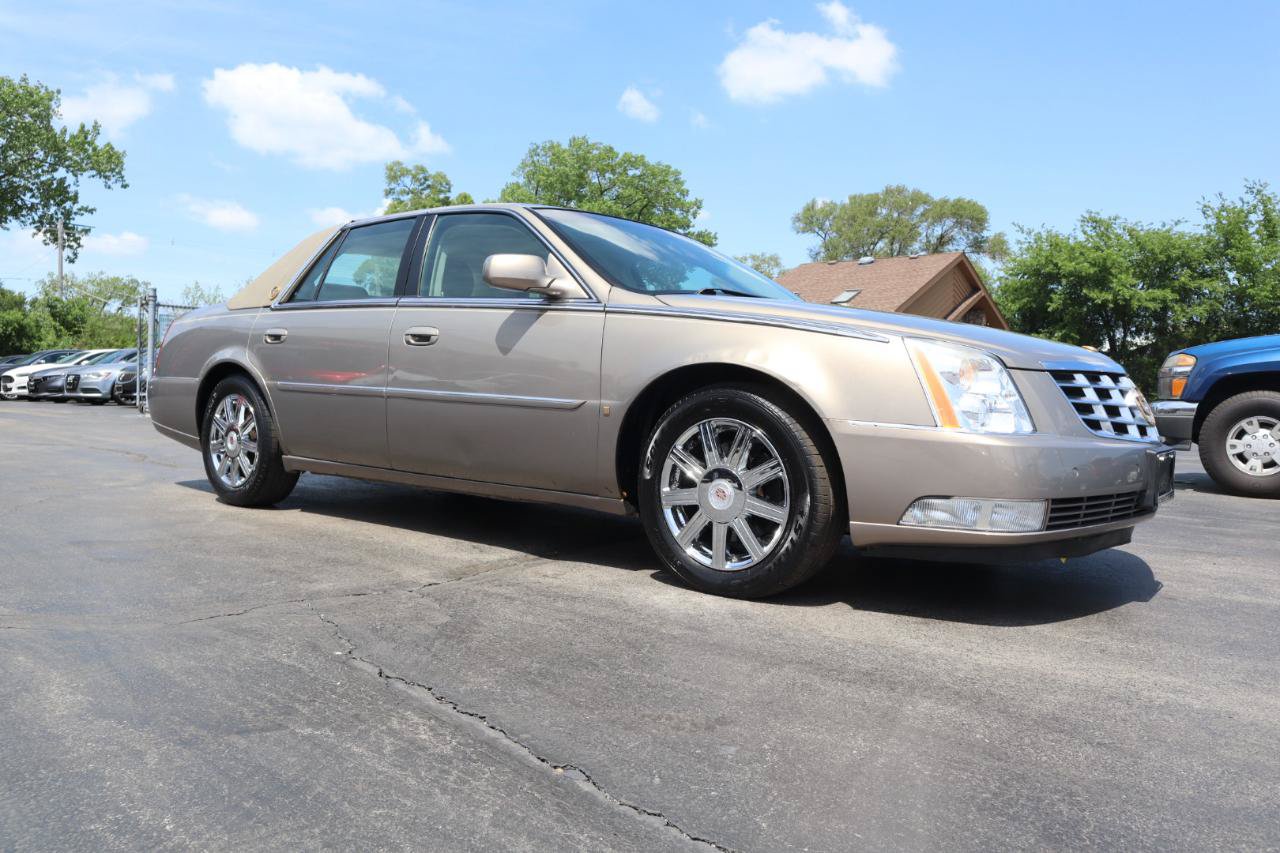 Used 2007 Cadillac DTS Luxury II FWD image 7