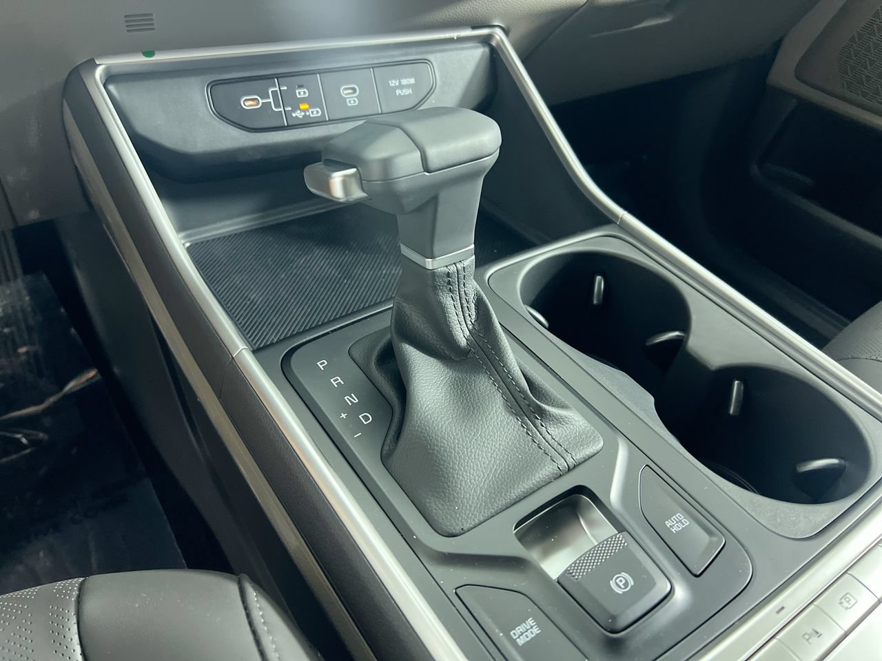 New 2027 Kia Carnival LX FWD image 22